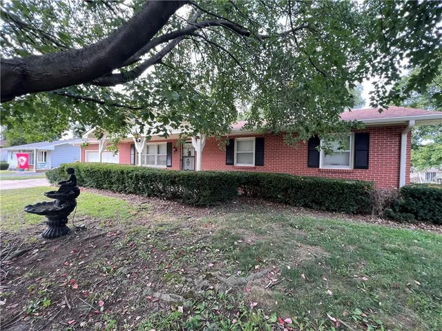 $265,500 | 601 West Elk Street, Savannah, MO 64485