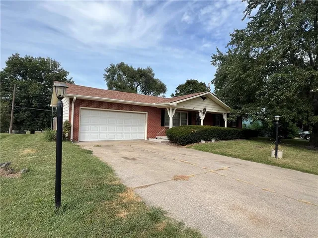 $265,500 | 601 West Elk Street, Savannah, MO 64485