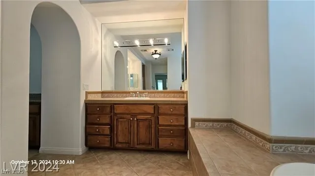 $5,921 | 11985 Whitehills Street, Las Vegas, NV 89141