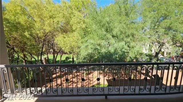 $5,921 | 11985 Whitehills Street, Las Vegas, NV 89141