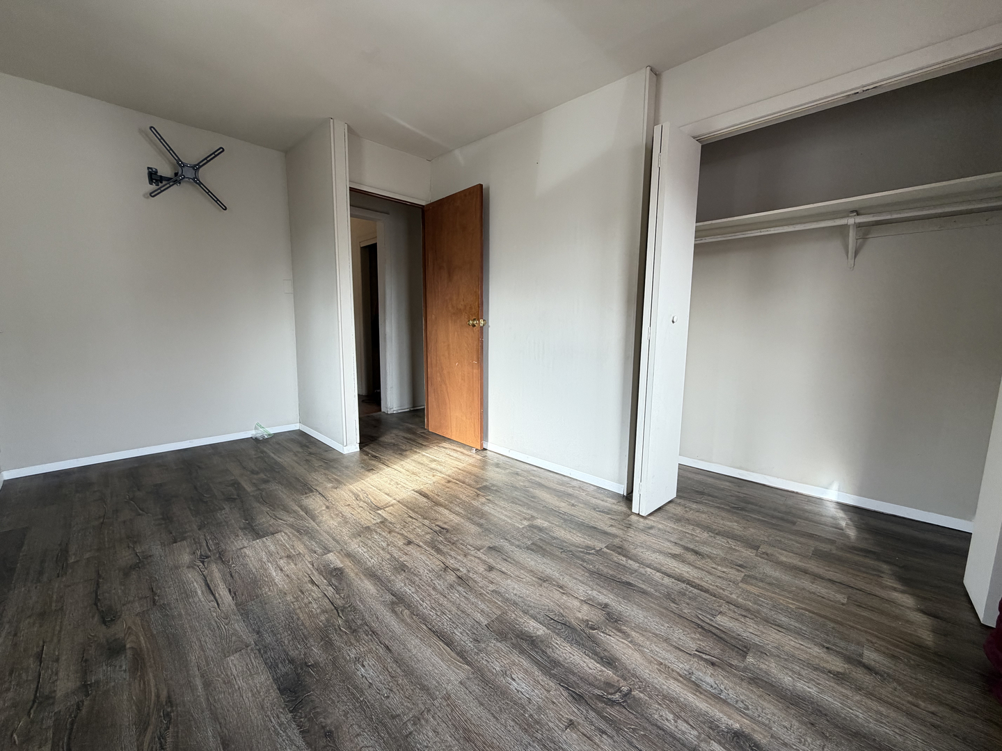7827 Meade Avenue Burbank, IL 60459 - Photo 10 of 15