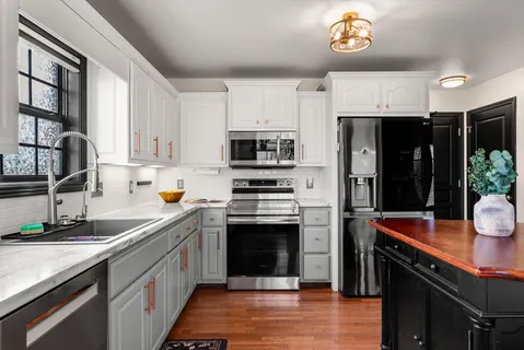 $415,000 | 705 North Russell Street, Portland, TN 37148