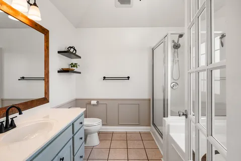 $415,000 | 705 North Russell Street, Portland, TN 37148