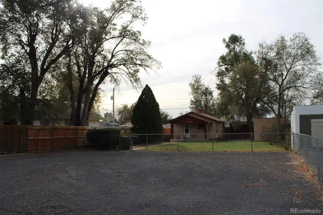 a view of a house with a outdoor space