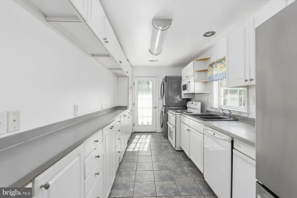 $2,200 | 459 Rock Hill Church Road, Stafford, VA 22556