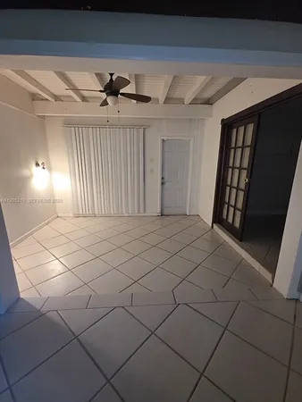 $2,000 | 1752 Northwest 74th Avenue, Unit 18, Plantation, FL 33313