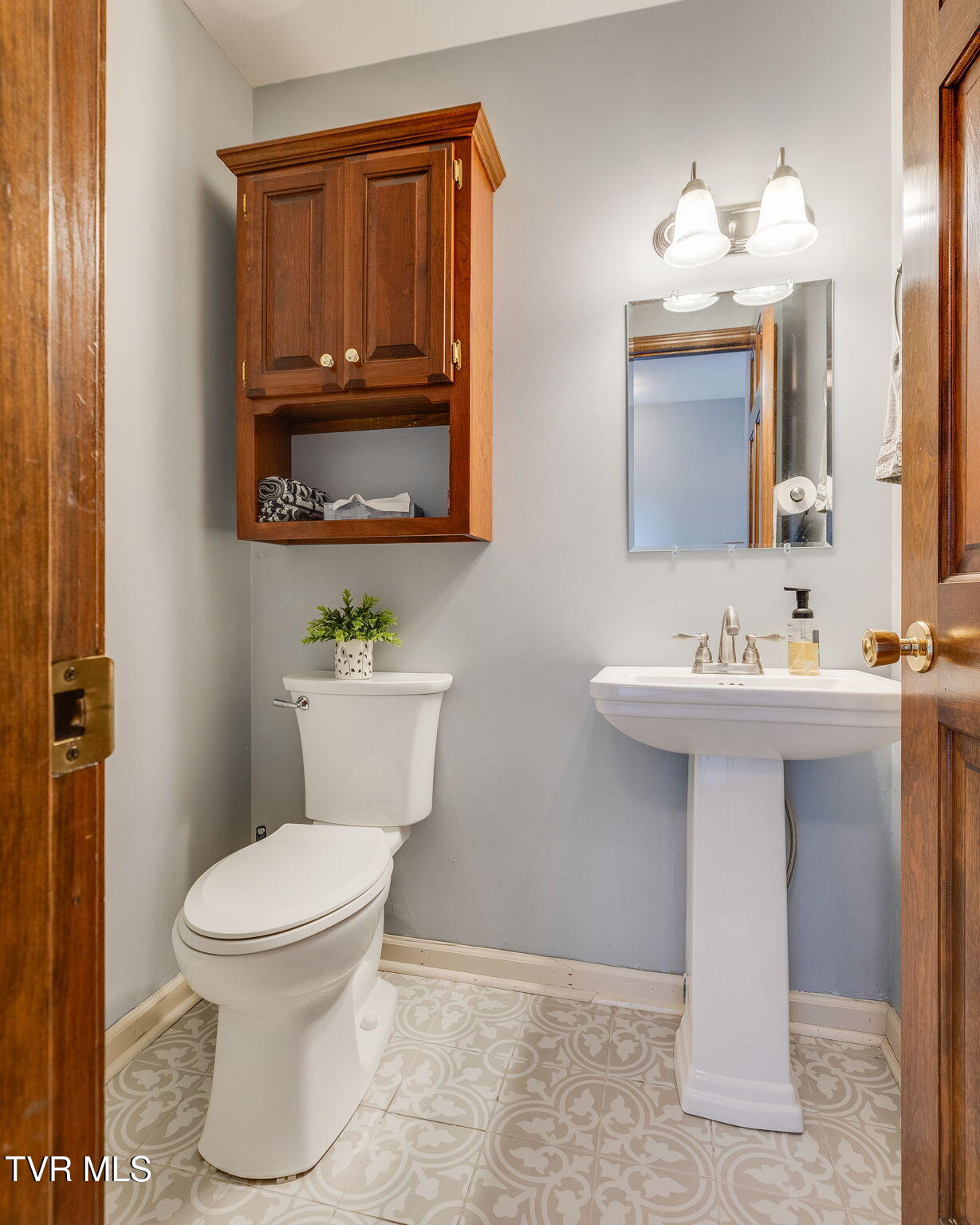 815 Quail Ridge Court Elizabethton, TN 37643 - Photo 26 of 40 015