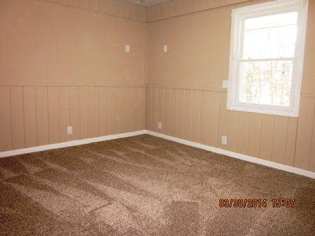 3309 Forge Hideaway Road Pigeon Forge, TN 37863 - Photo 3 of 9 carpet rm
