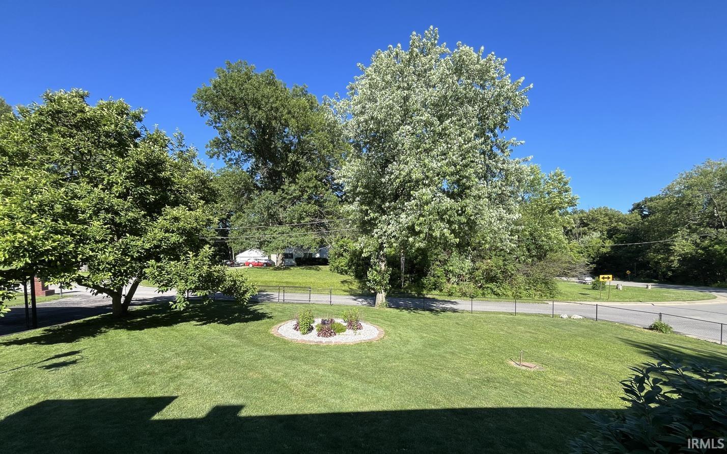5304 Boy Scout Road Indianapolis, IN 46226 - Photo 27 of 34