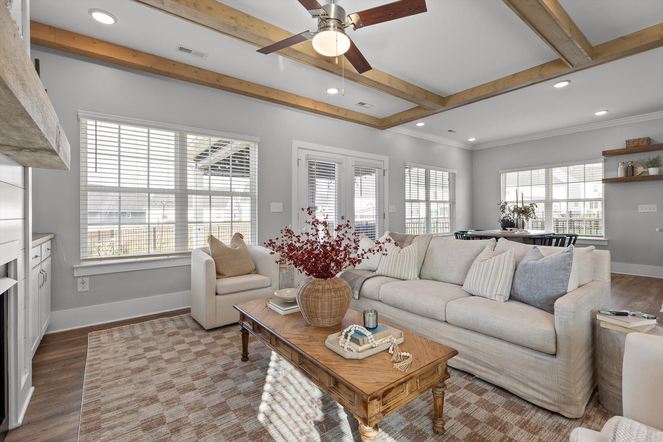 3932 Inlet Loop Chattanooga, TN 37416 - Photo 17 of 51 Living room