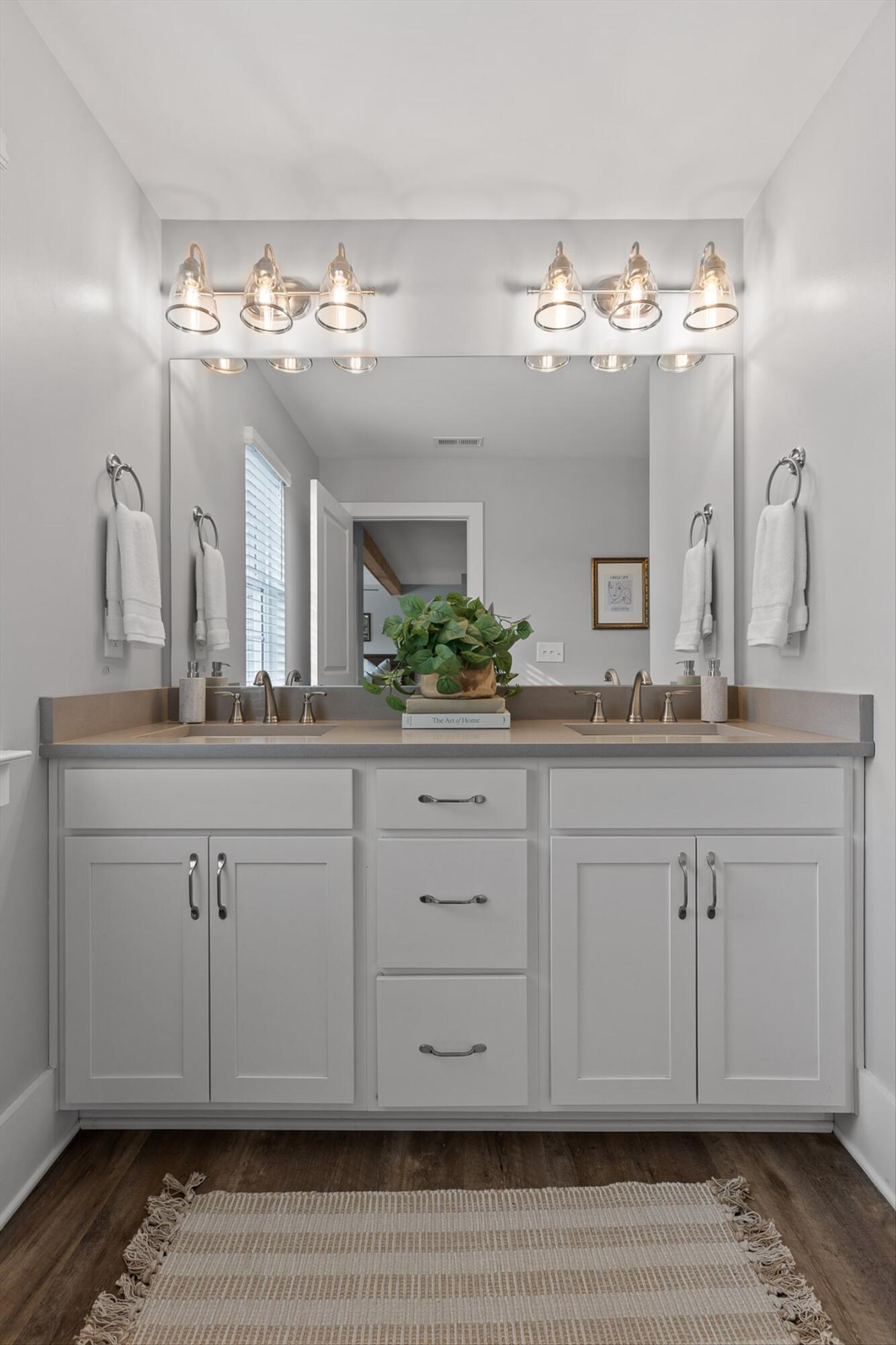 3932 Inlet Loop Chattanooga, TN 37416 - Photo 21 of 51 Primary bathroom