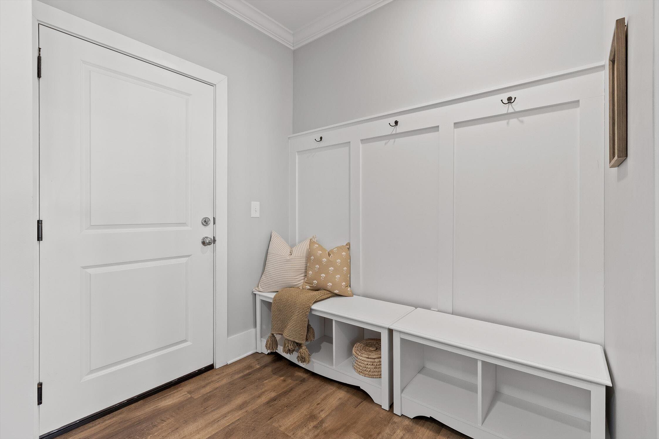 3932 Inlet Loop Chattanooga, TN 37416 - Photo 25 of 51 Garage entrance