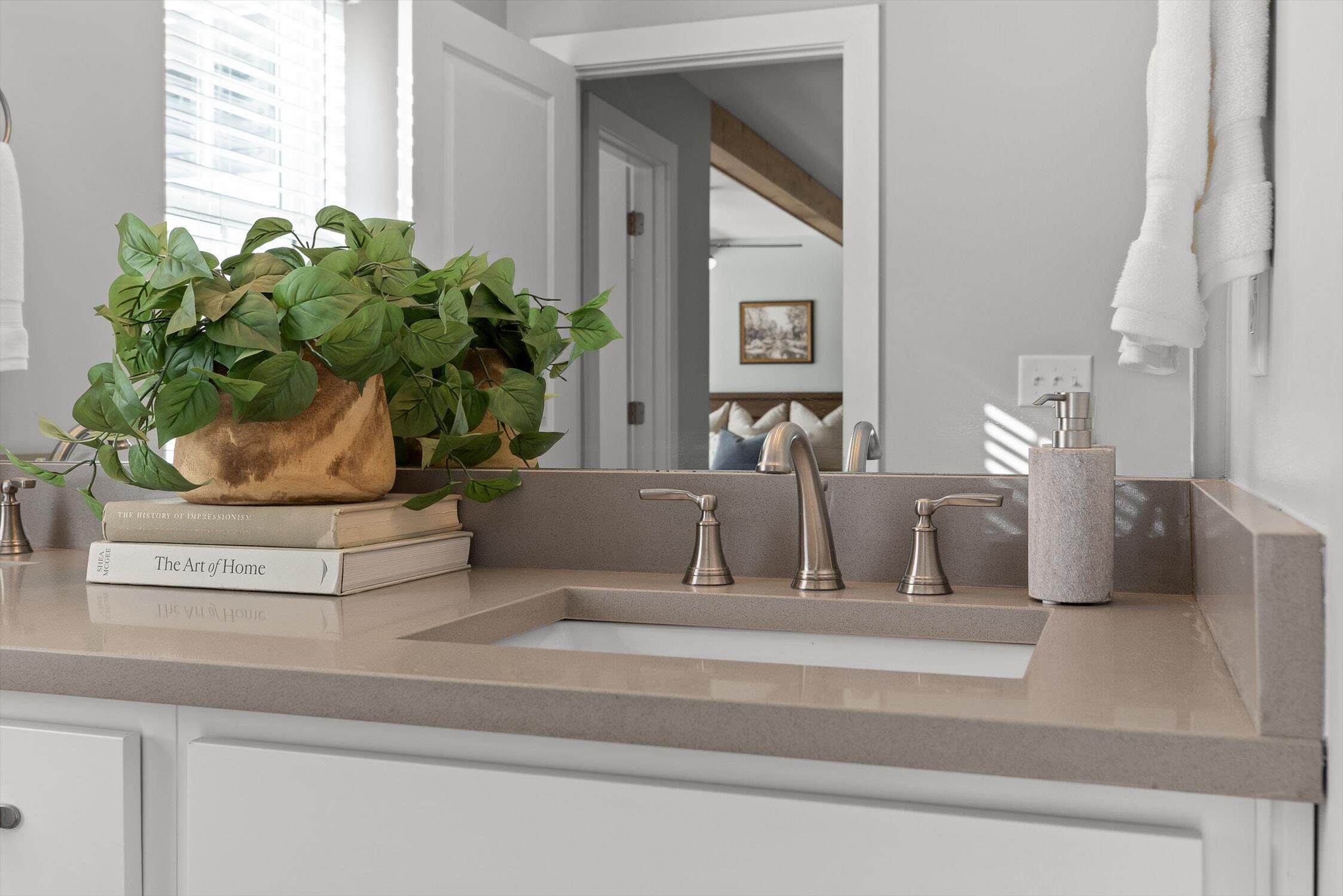 3932 Inlet Loop Chattanooga, TN 37416 - Photo 30 of 51 Bathroom