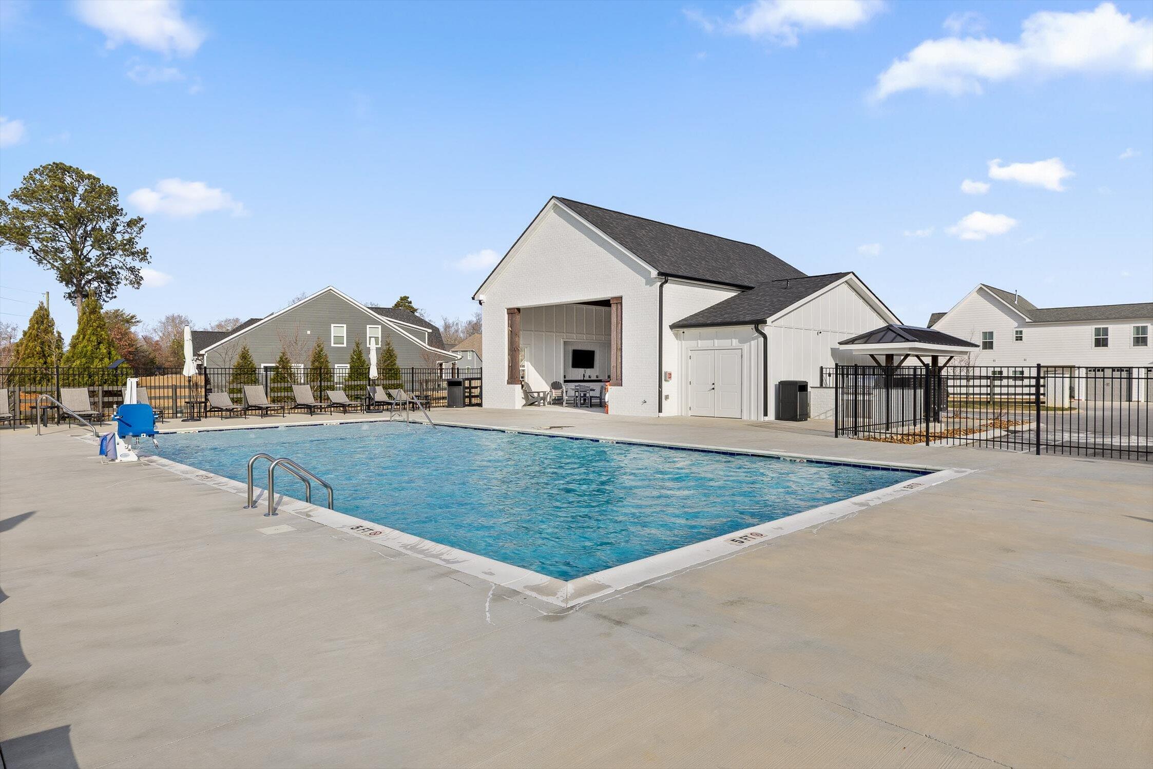 3932 Inlet Loop Chattanooga, TN 37416 - Photo 45 of 51 Community Pool