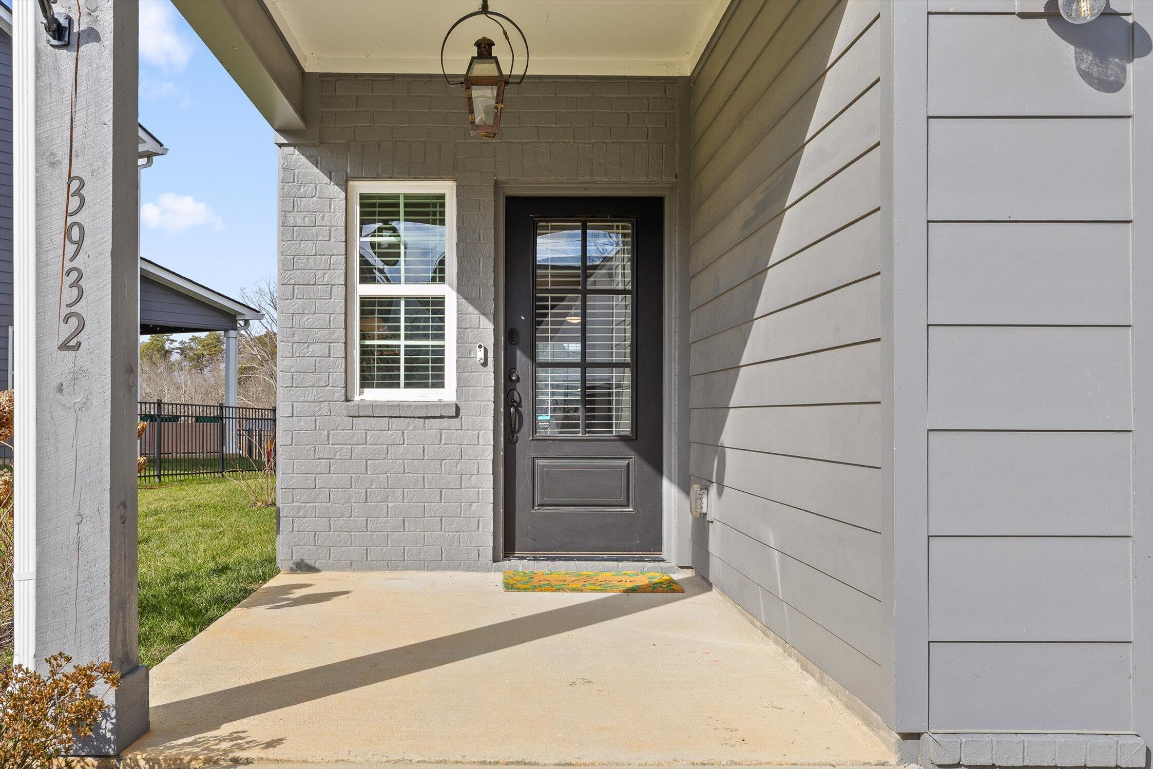 3932 Inlet Loop Chattanooga, TN 37416 - Photo 10 of 51 Front door