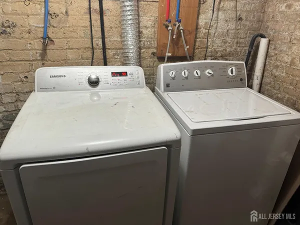 $1,600 | 310 Somerset Street, New Brunswick, NJ 08901