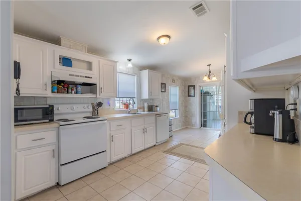 $213,835 | 835 Vireo Drive, Barefoot Bay, FL 32976