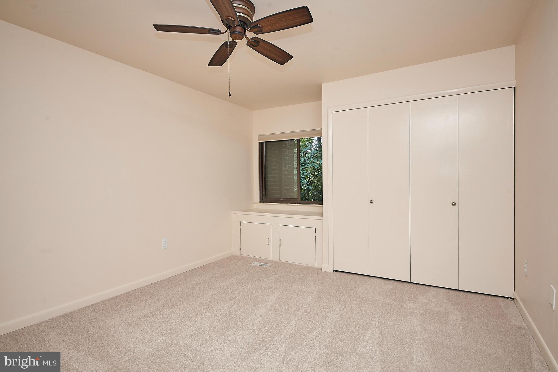 2047 Wethersfield Court Reston, VA 20191 - Photo 17 of 30 Bedroom