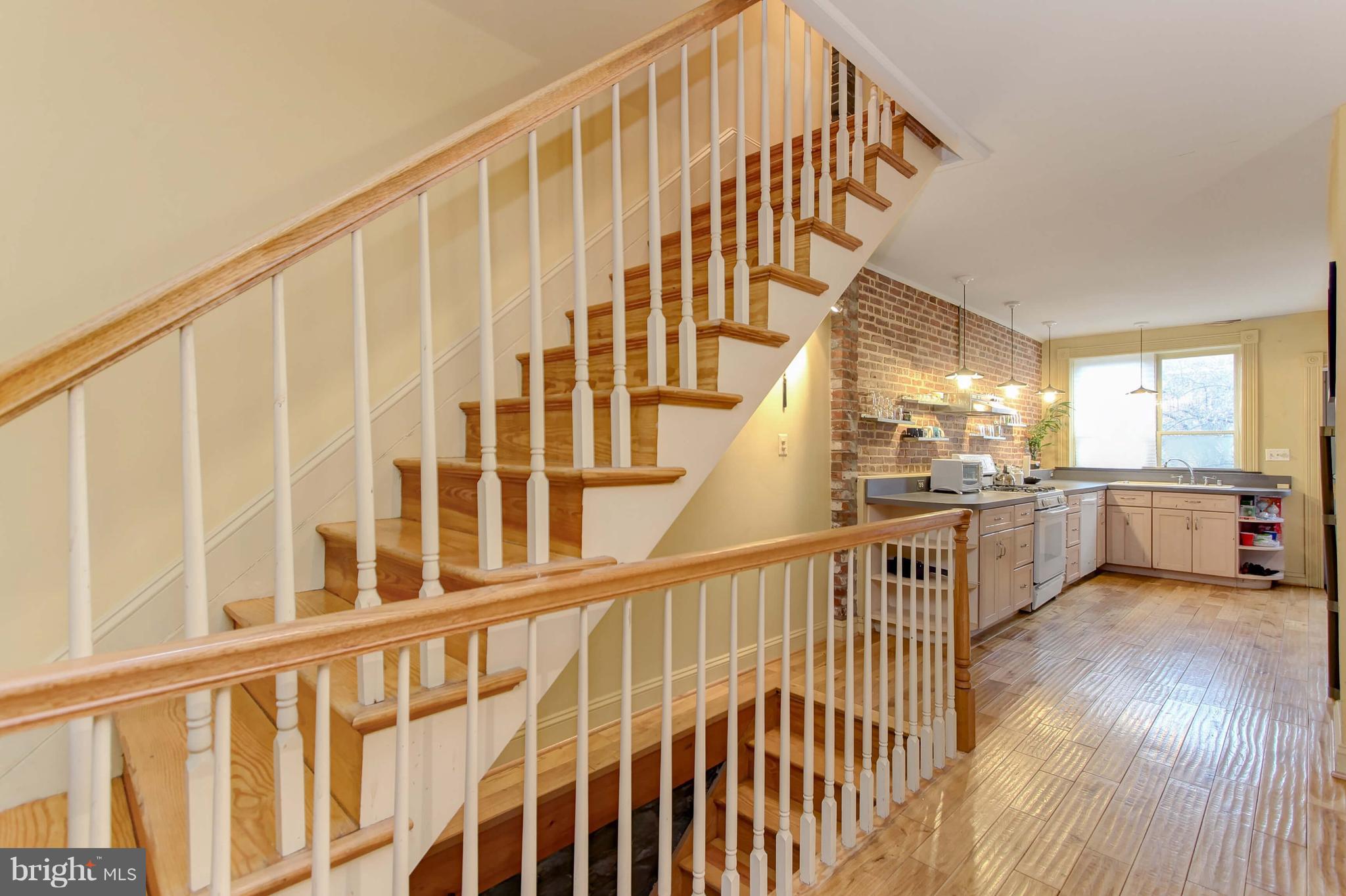 3829 Roland Avenue Baltimore, MD 21211 - Photo 12 of 41 Gallery Image 12