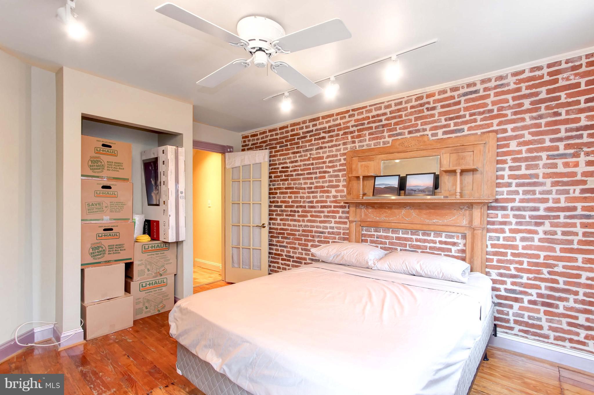 3829 Roland Avenue Baltimore, MD 21211 - Photo 13 of 41 Gallery Image 13