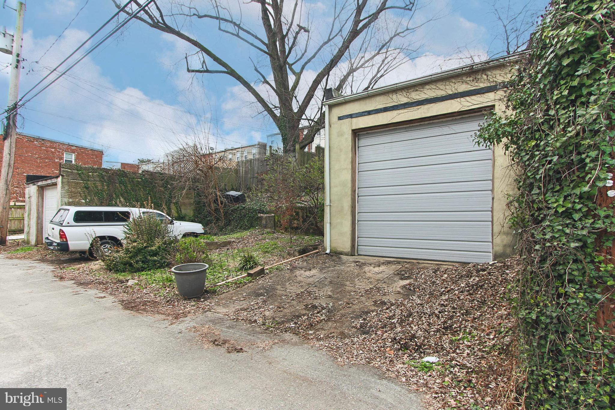 3829 Roland Avenue Baltimore, MD 21211 - Photo 37 of 41 Gallery Image 37