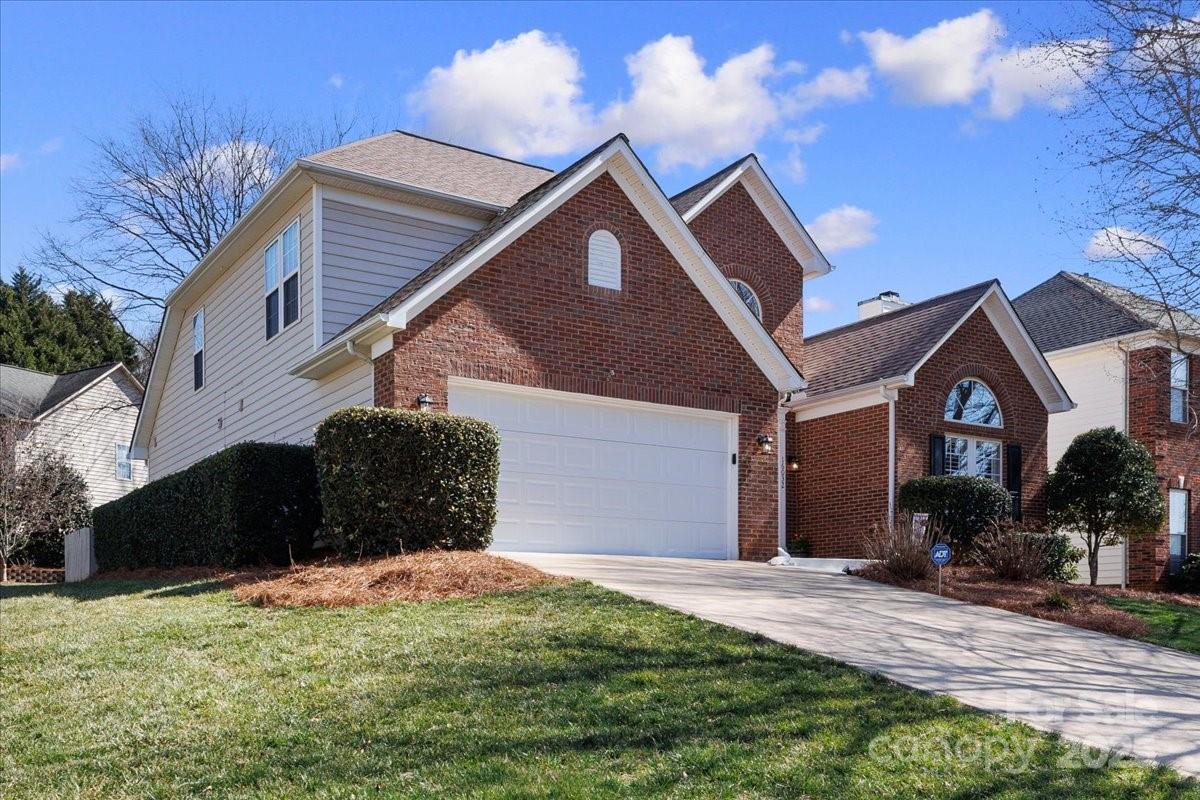 16032 Hollingbourne Road Huntersville, NC 28078 - Photo 2 of 45