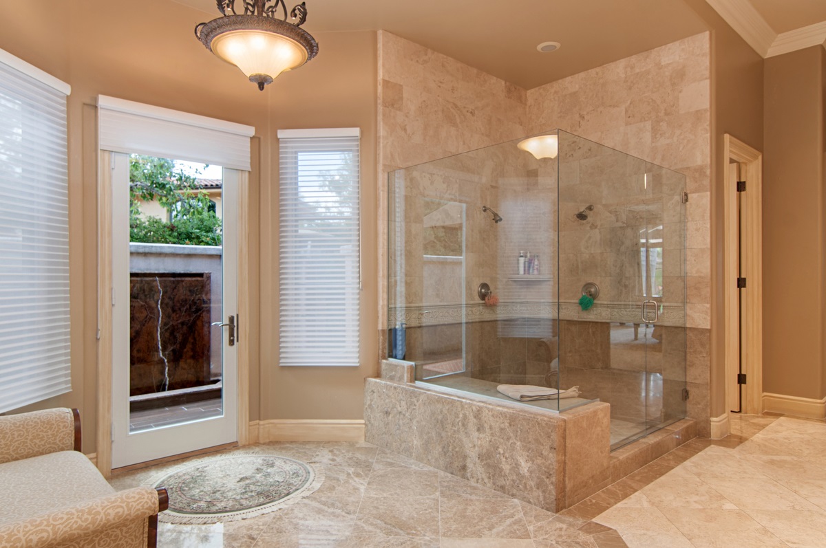 17407 Circa Oriente Rancho Santa Fe, CA 92067 - Photo 14 of 25 Gallery Image 14