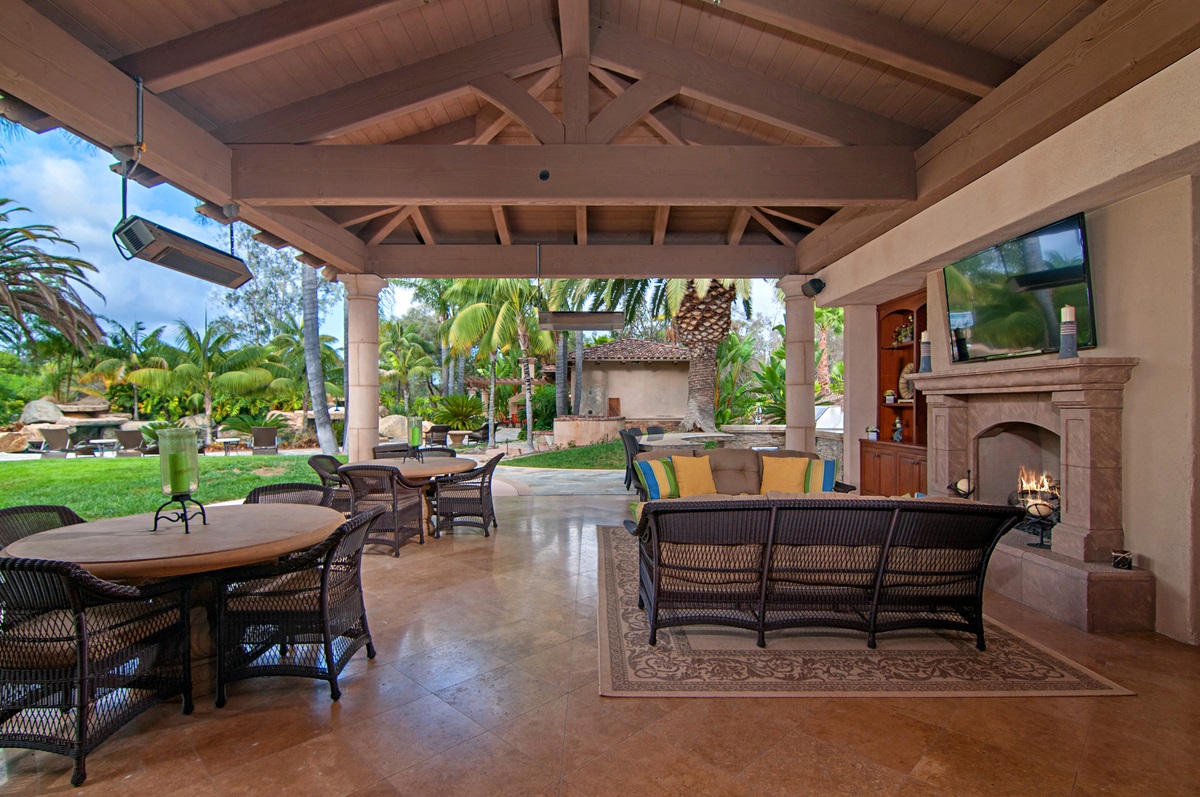 17407 Circa Oriente Rancho Santa Fe, CA 92067 - Photo 19 of 25 Gallery Image 19