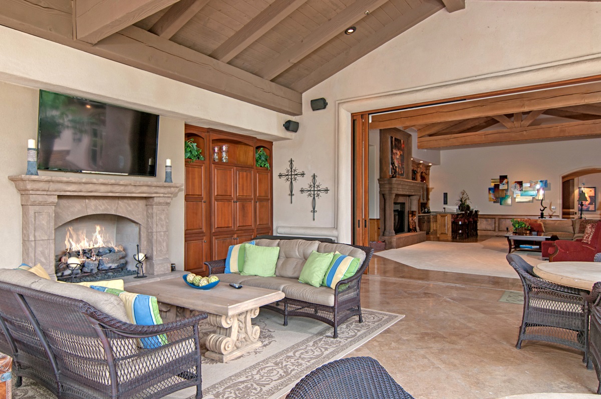 17407 Circa Oriente Rancho Santa Fe, CA 92067 - Photo 20 of 25 Gallery Image 20