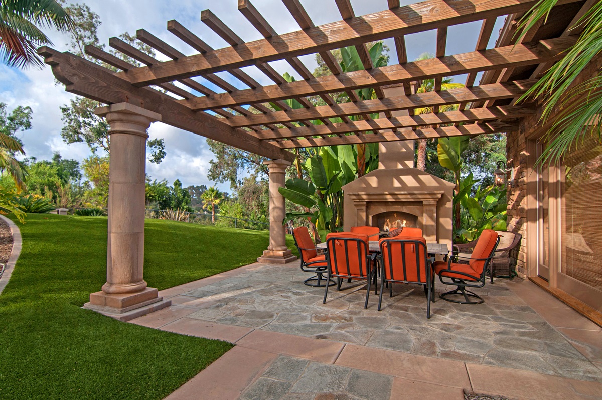 17407 Circa Oriente Rancho Santa Fe, CA 92067 - Photo 24 of 25 Gallery Image 24