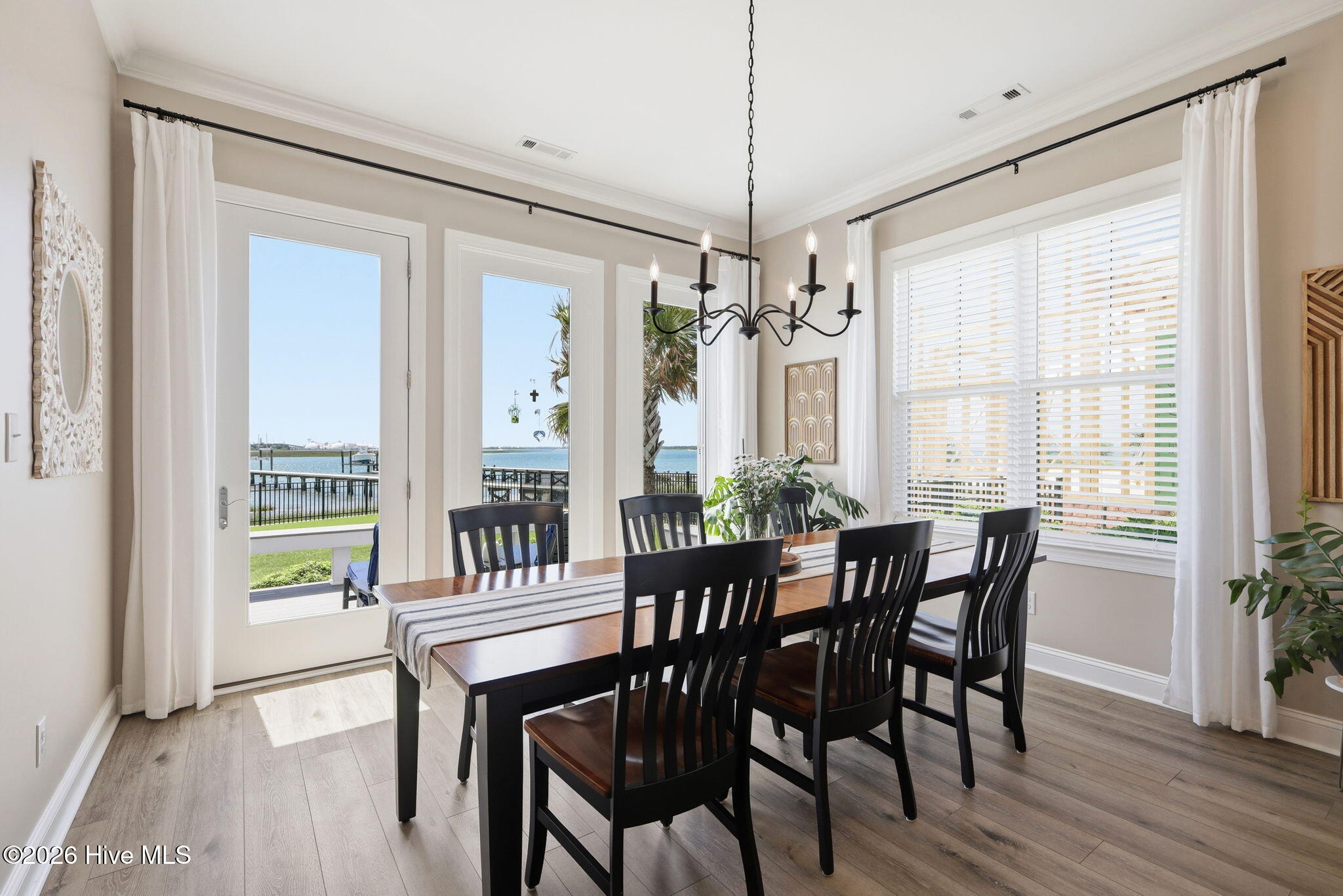 135 Gallants Point Road Beaufort, NC 28516 - Photo 17 of 68 Dining