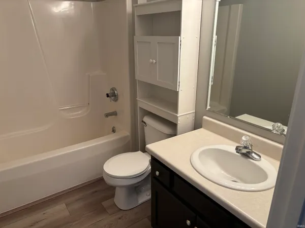 $1,800 | 1431 Shingle Oak Pointe, Fort Wayne, IN 46814