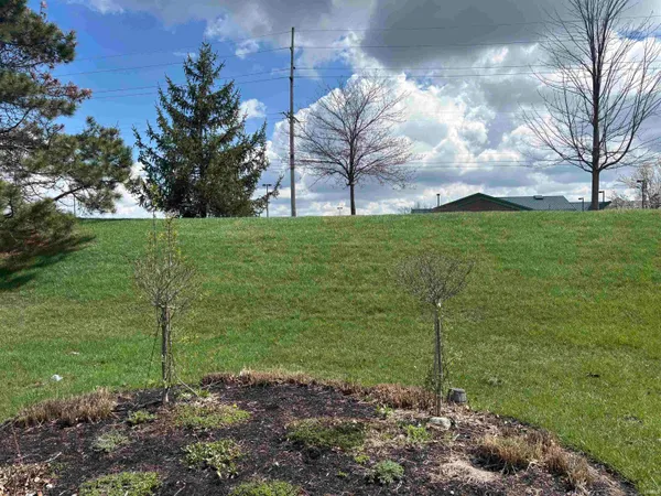 $1,800 | 1431 Shingle Oak Pointe, Fort Wayne, IN 46814