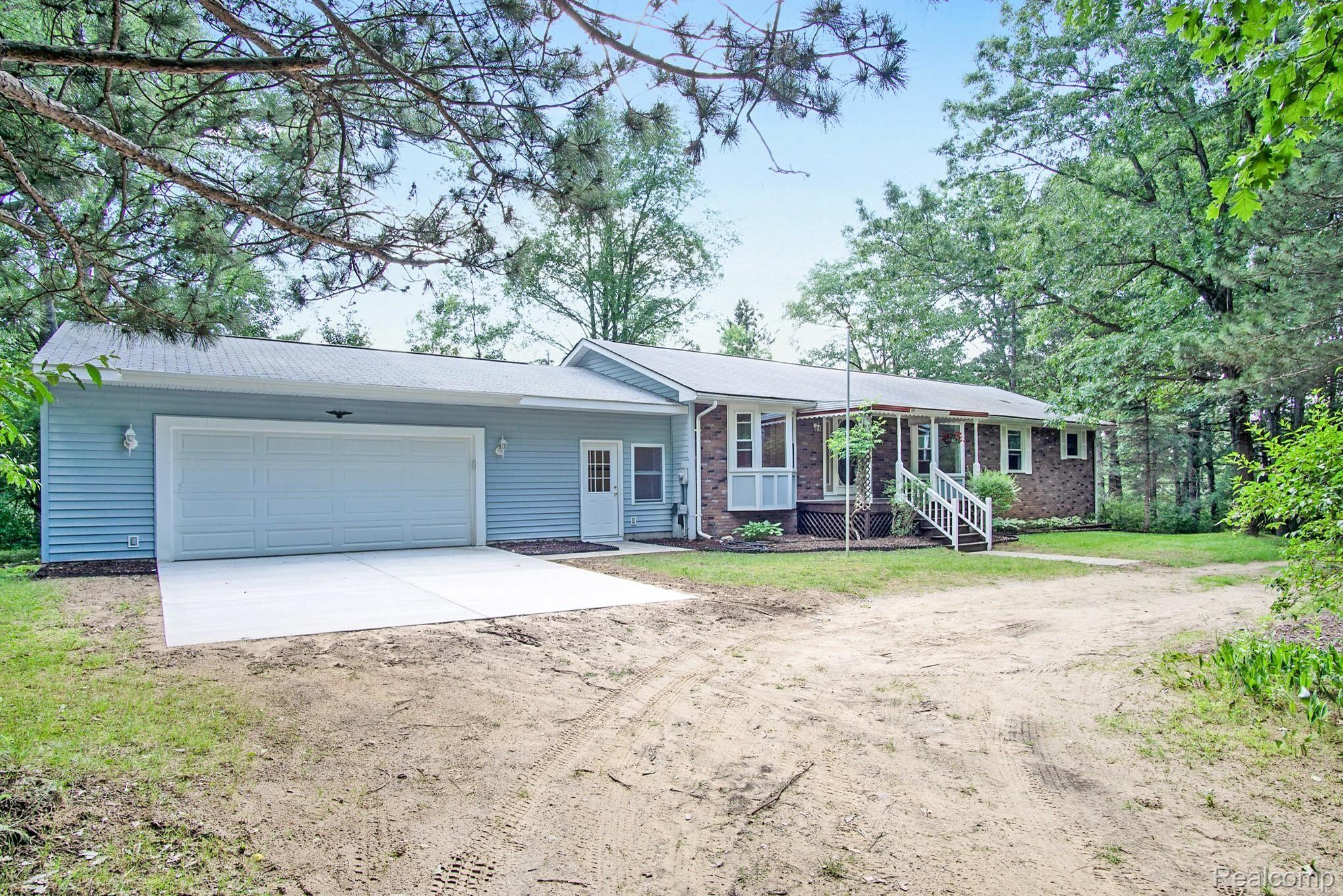 2535 Bowen Road Howell, MI 48855 - Photo 2 of 33 _DSC2762.jpg