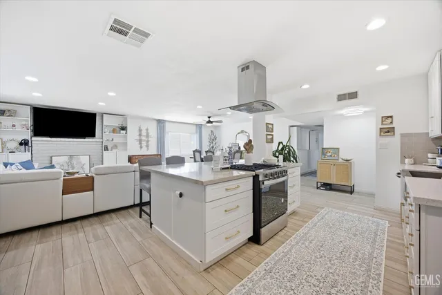 $760,000 | Undisclosed Address, Bakersfield, CA 93312