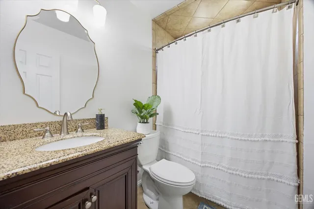 $760,000 | Undisclosed Address, Bakersfield, CA 93312