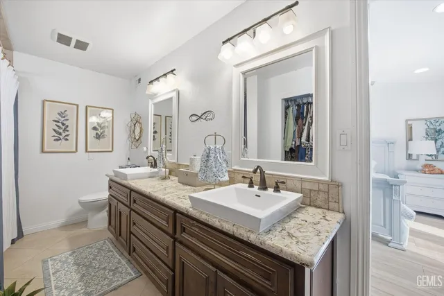 $760,000 | Undisclosed Address, Bakersfield, CA 93312