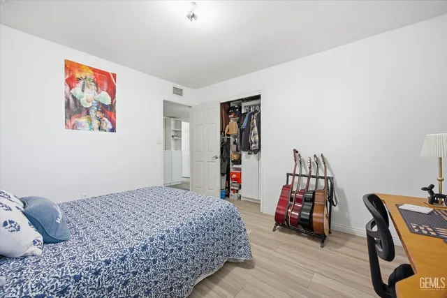 $760,000 | Undisclosed Address, Bakersfield, CA 93312