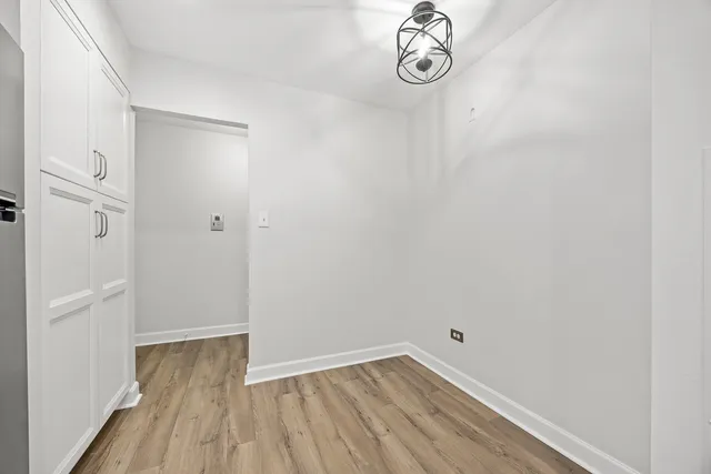 $175,000 | 3915 Saratoga Avenue, Unit H214, Downers Grove, IL 60515