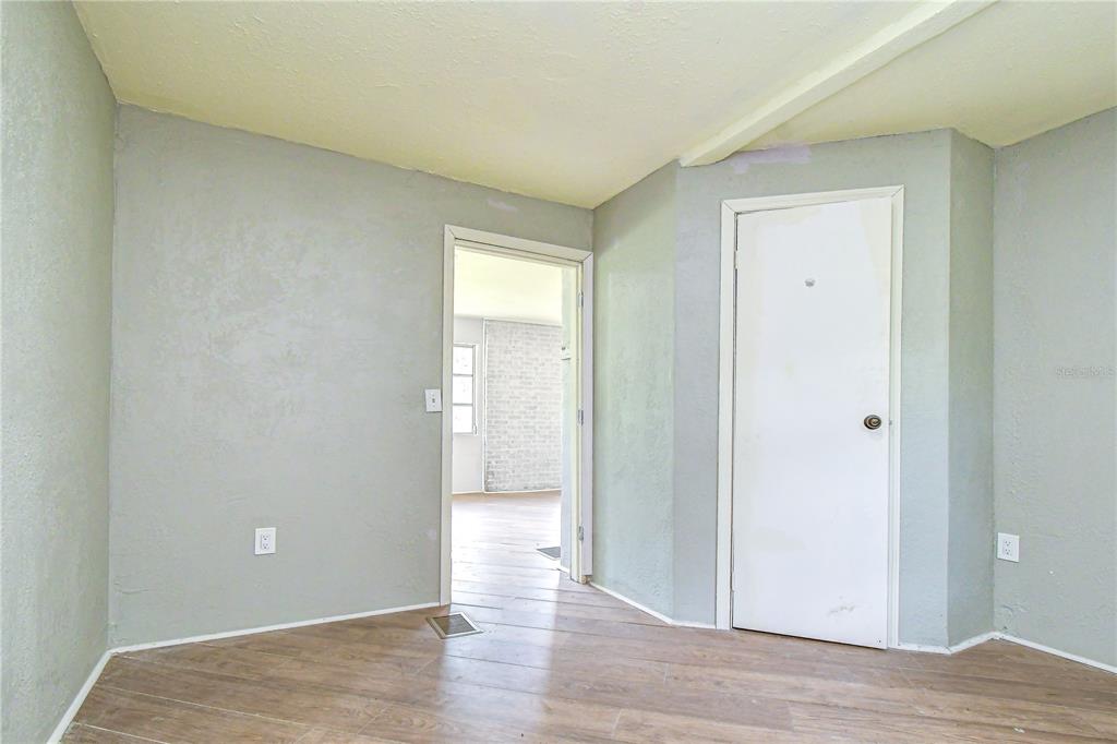 39200 Fibelkorn Road Zephyrhills, FL 33540 - Photo 17 of 37