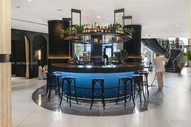 $3,595 | 1100 West Avenue, Unit 827, Miami Beach, FL 33139