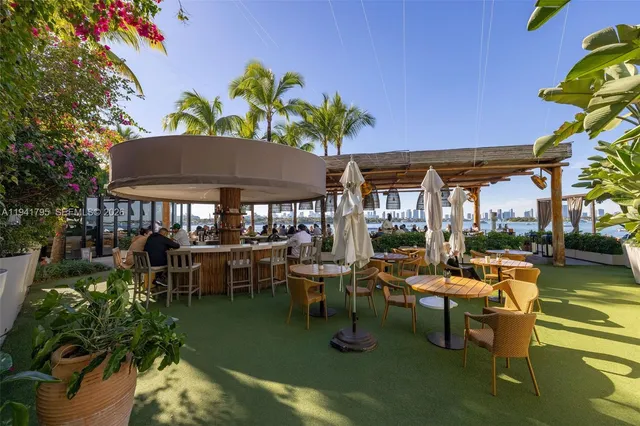 $3,595 | 1100 West Avenue, Unit 827, Miami Beach, FL 33139