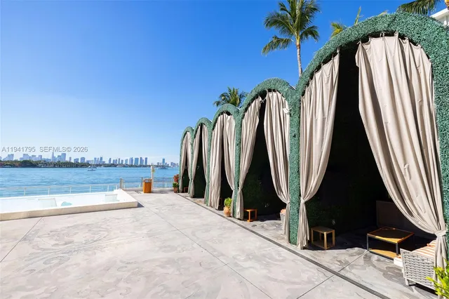 $3,595 | 1100 West Avenue, Unit 827, Miami Beach, FL 33139