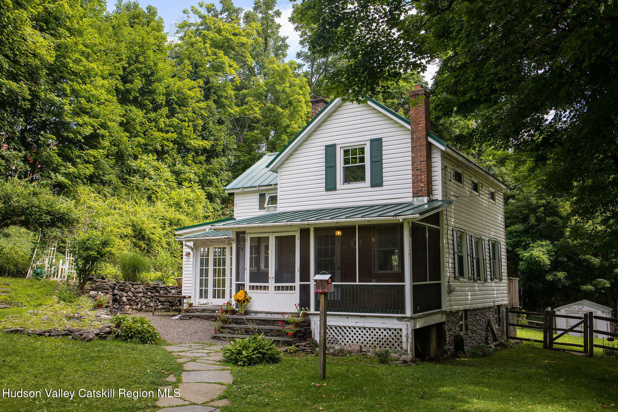 390 Water Street Road Hudson, NY 12534 - Photo 2 of 33 0001-exterior