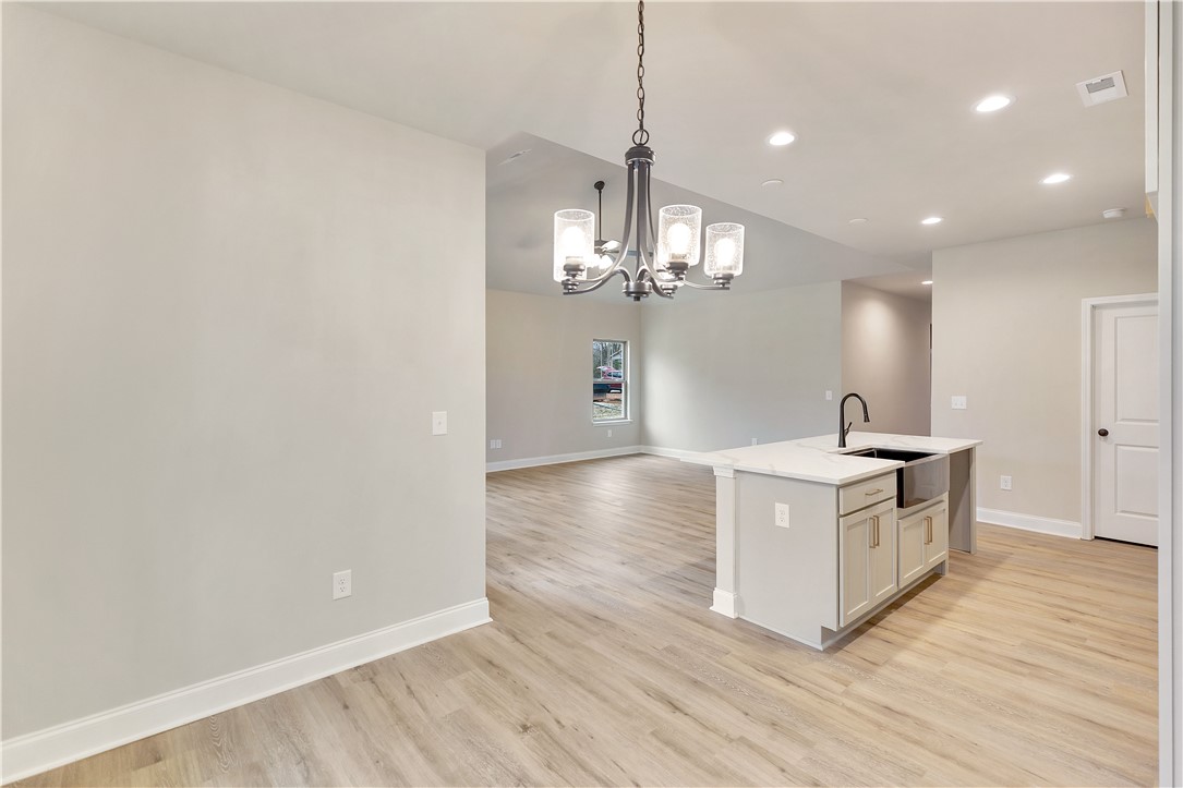 112 Brookridge Drive Anderson, SC 29624 - Photo 8 of 27