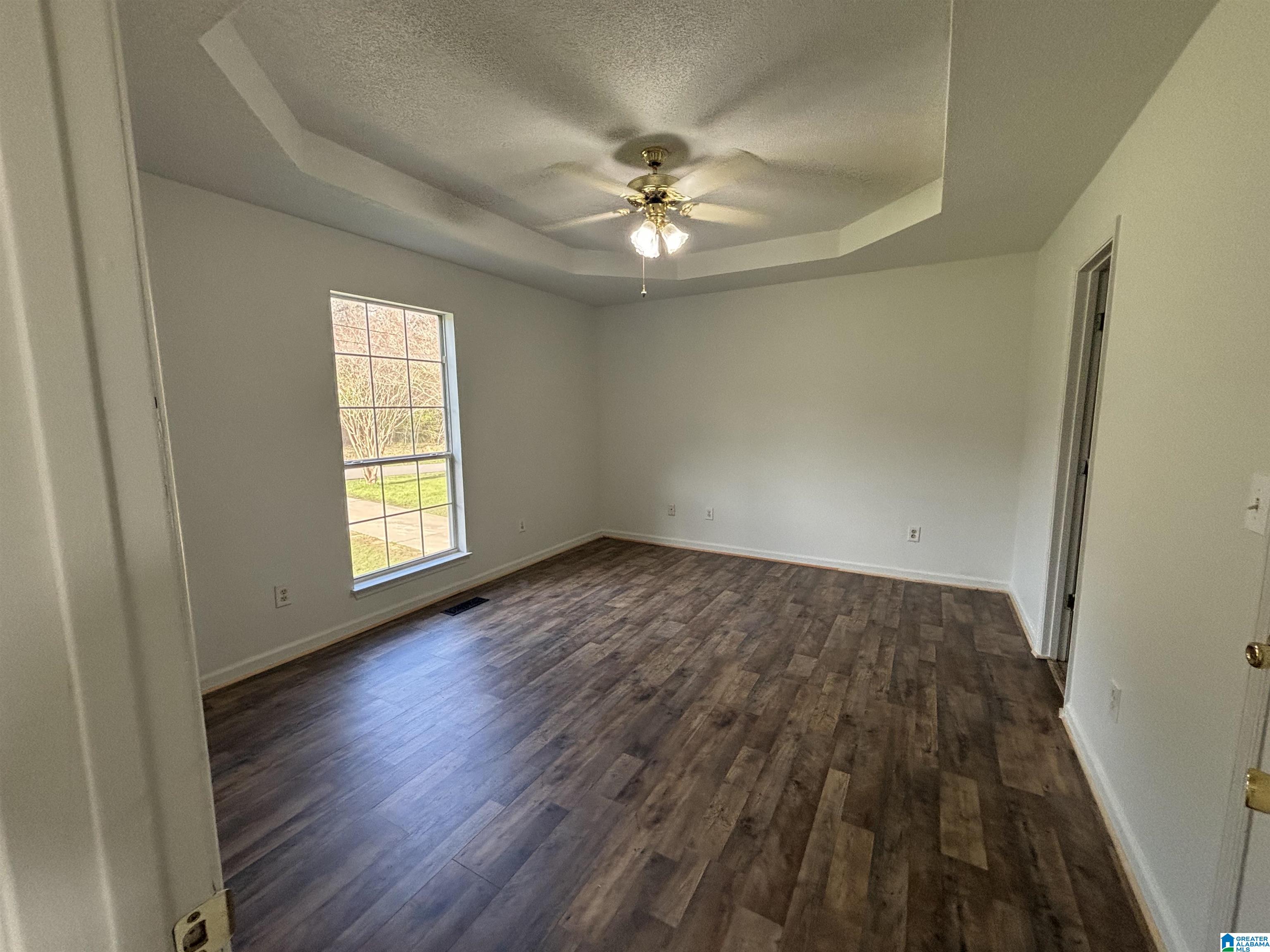 2466 Mikell Road Hayden, AL 35079 - Photo 4 of 18