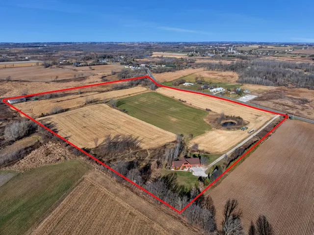 $425,000 | N7315 Division Road, Glenbeulah, WI 53023