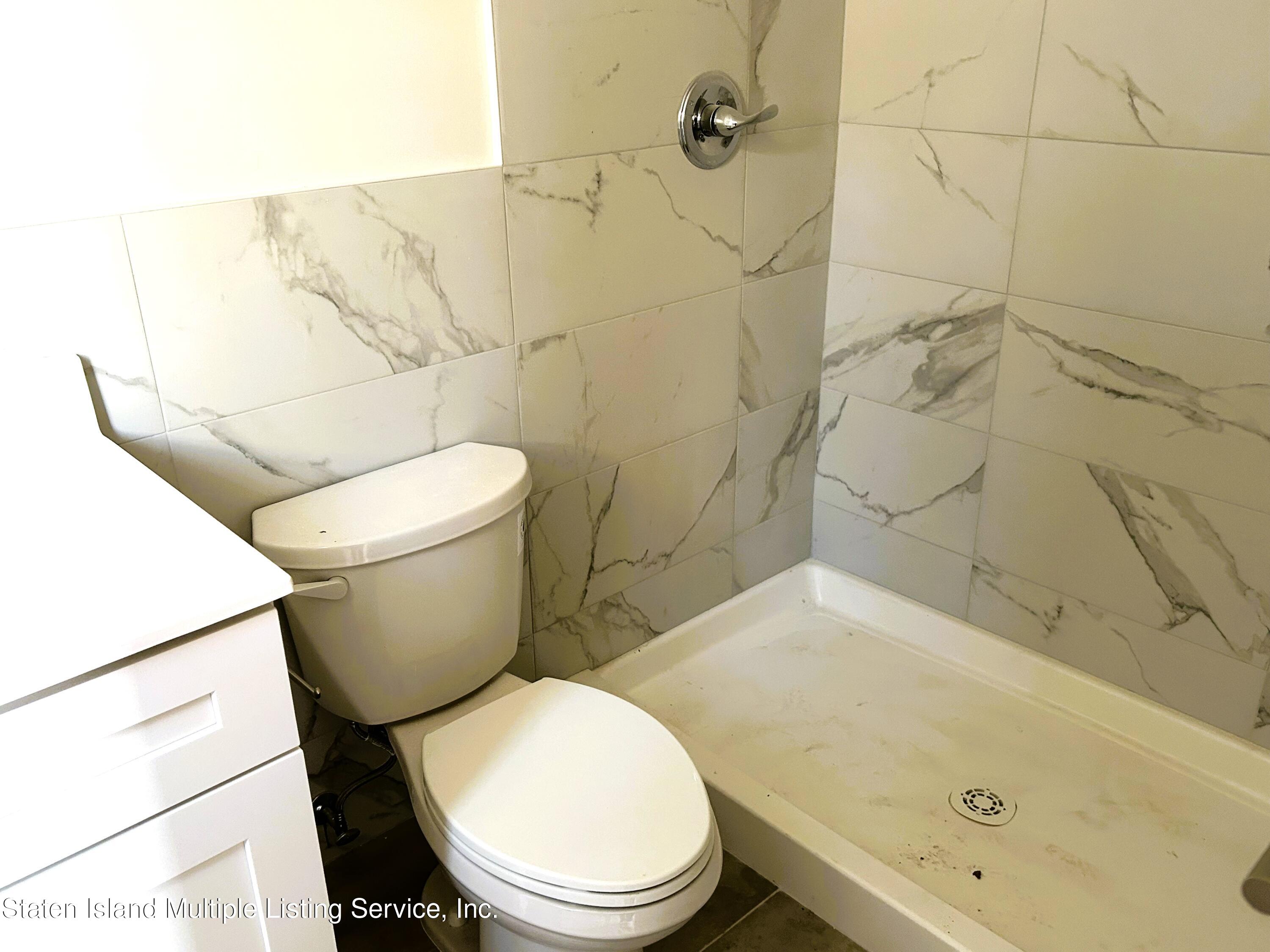 80 Hooker Place Staten Island, NY 10302 - Photo 14 of 38 IMG_9327