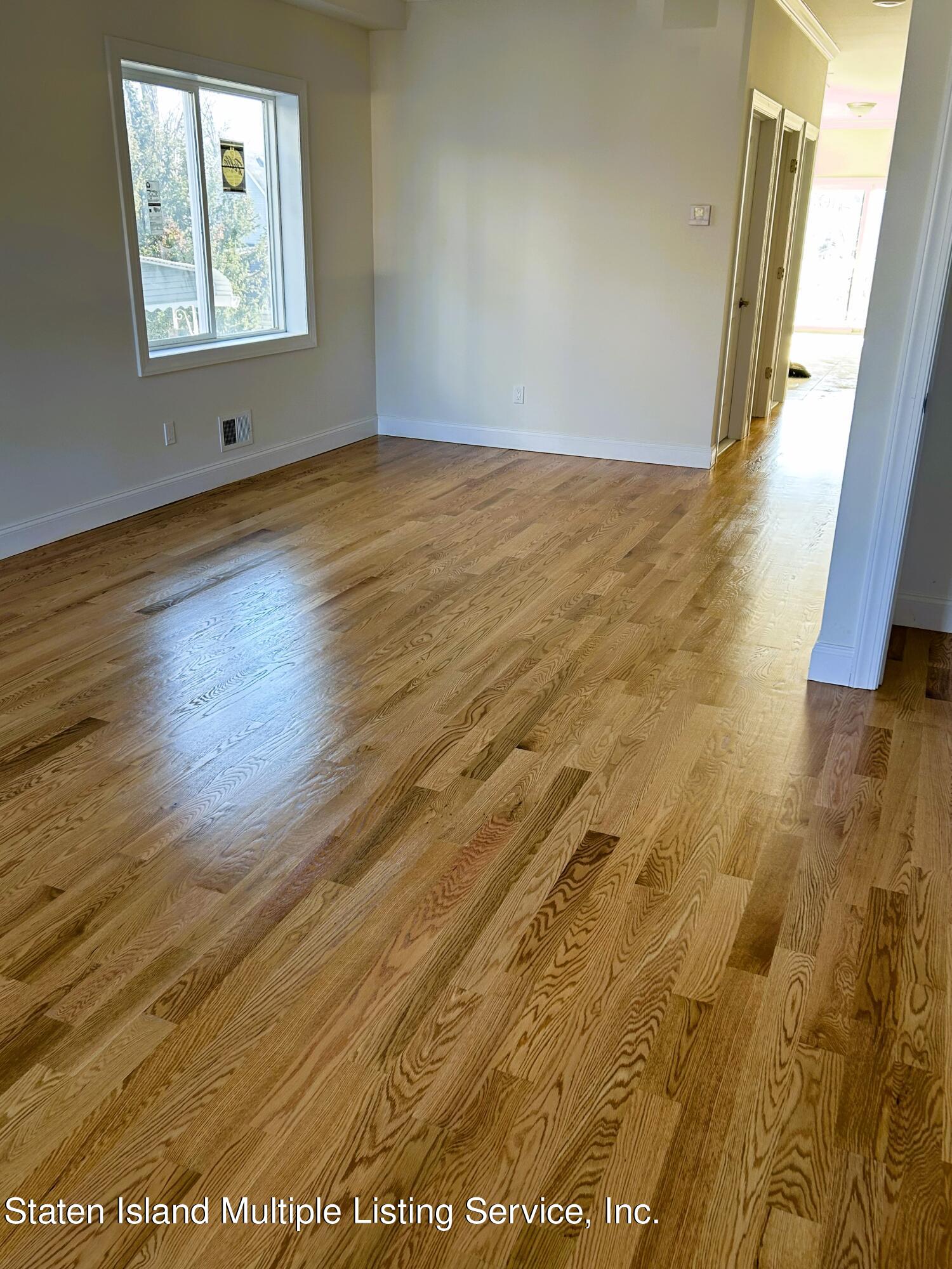 80 Hooker Place Staten Island, NY 10302 - Photo 17 of 38 IMG_9318