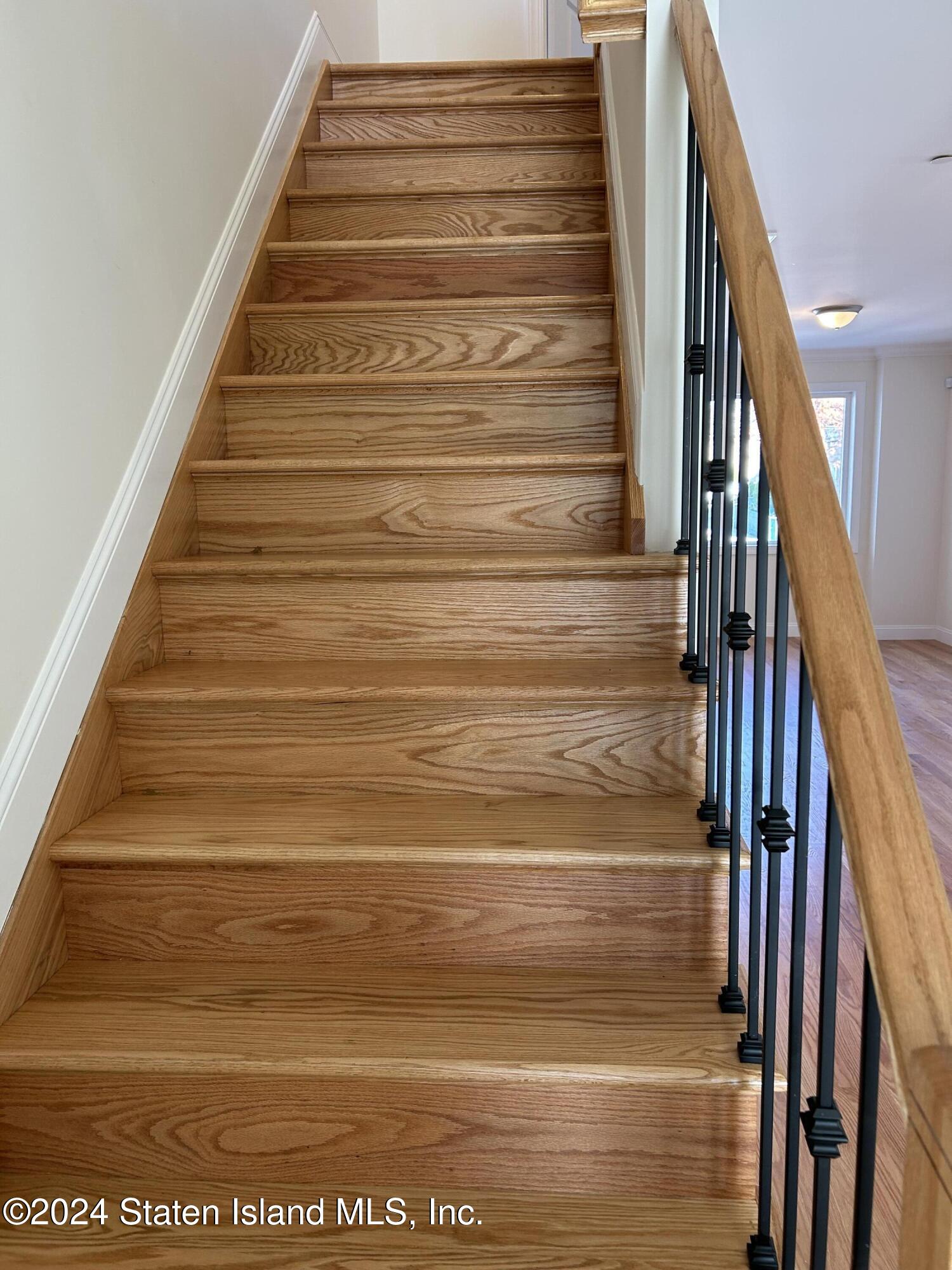 80 Hooker Place Staten Island, NY 10302 - Photo 21 of 38 IMG_1250